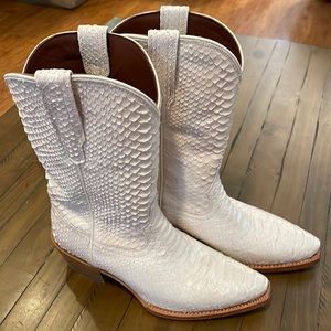Tecovas Cream Python Cowboy Boots Size 8